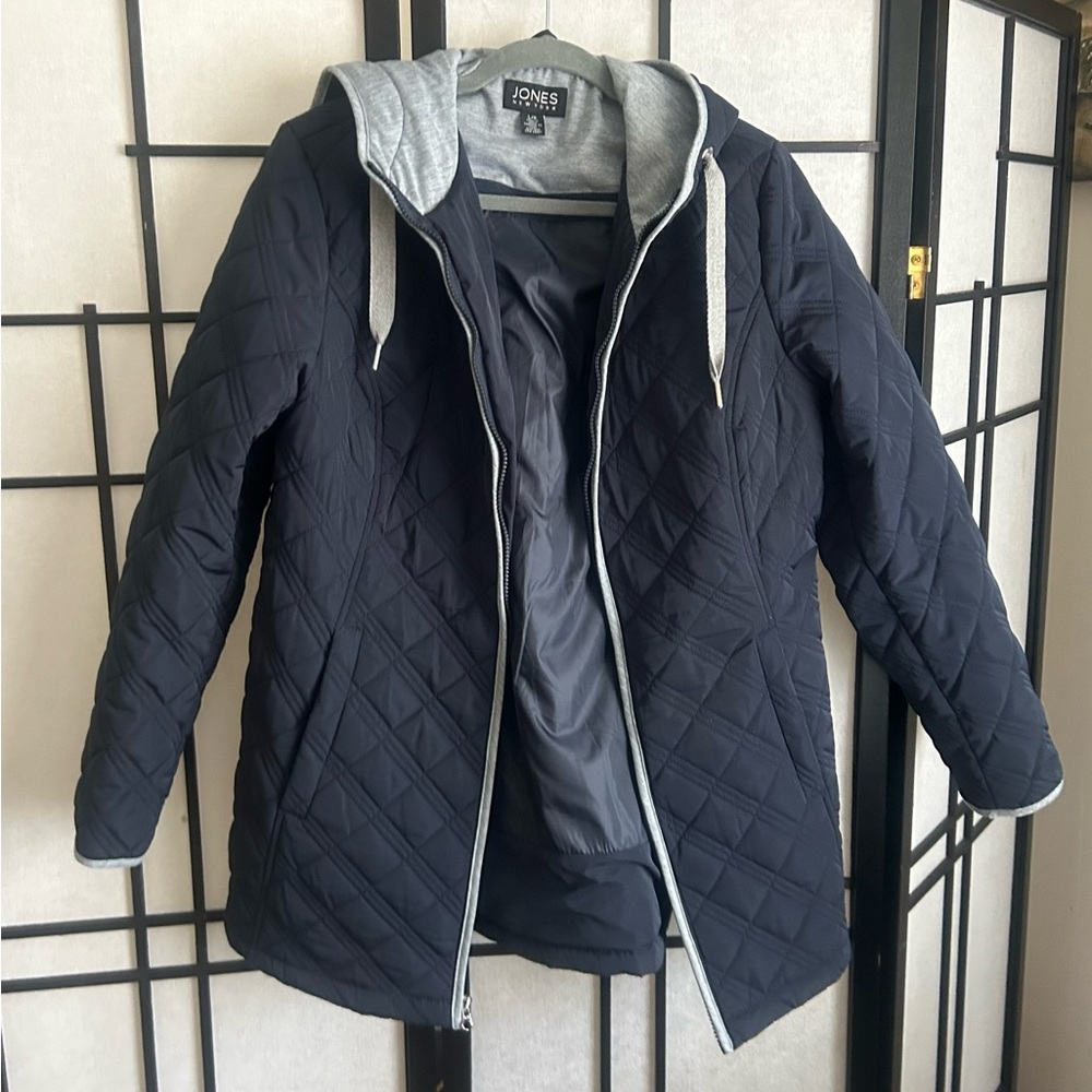 Jones, New York, quilted light zipping hoodie